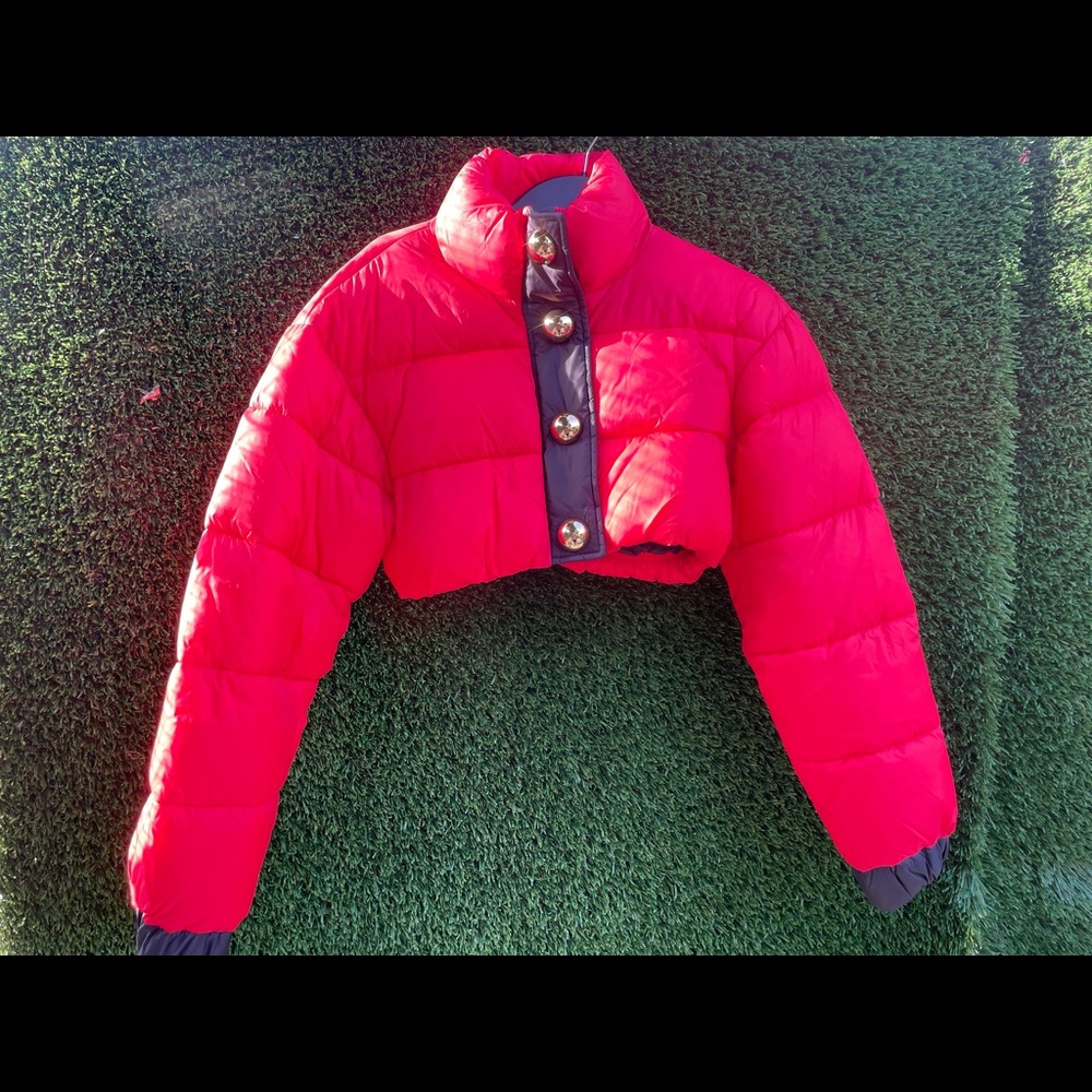 H&Moschino cropped puffer Jacket